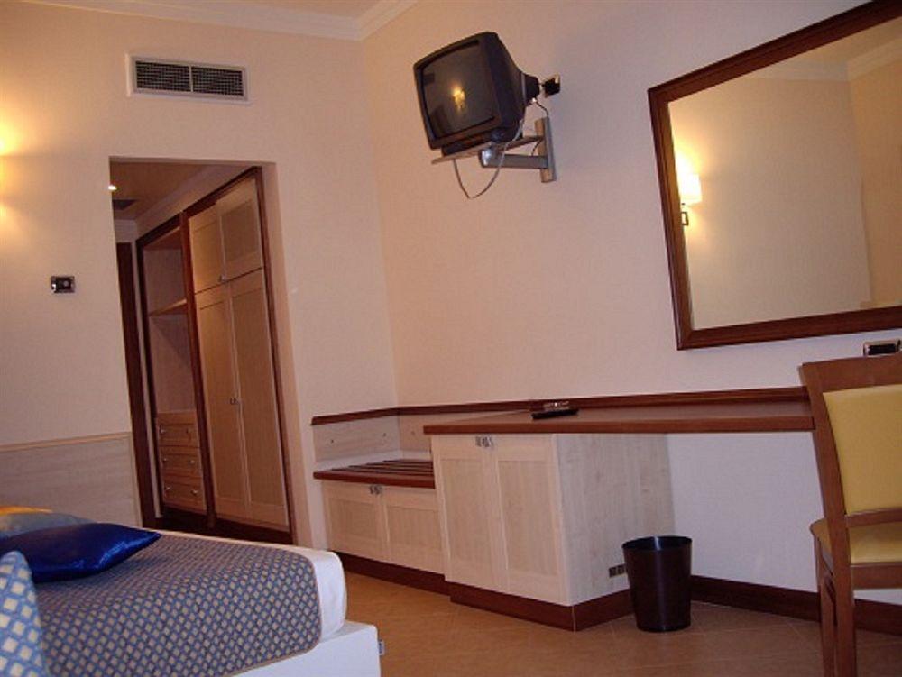 Hotel Resort Lido Degli Aranci Vibo Valentia Zewnętrze zdjęcie