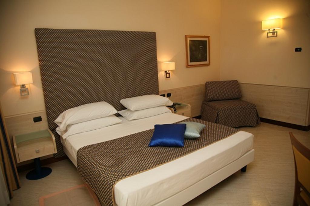 Hotel Resort Lido Degli Aranci Vibo Valentia Zewnętrze zdjęcie